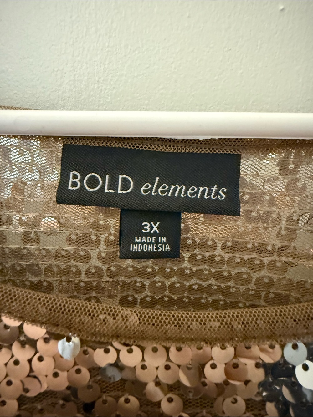 BOLD elements Silver Sequin Long Sleeve Top - Picture 3 of 4
